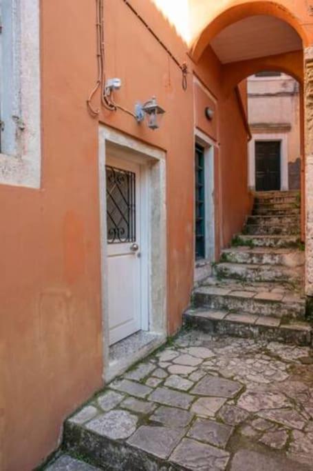 Appartamento Newly Renovated 1730'S Venetian Loft Corfu  Esterno foto